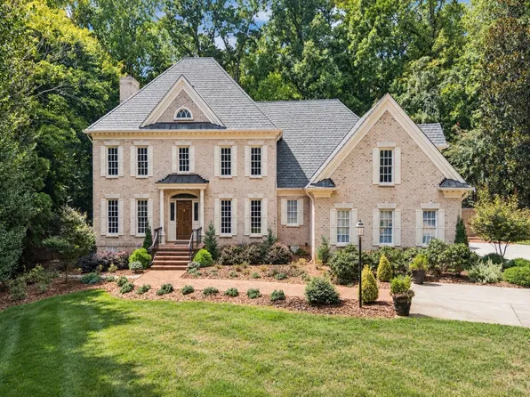 4901 Oakmoor Ct, Raleigh, NC 27614