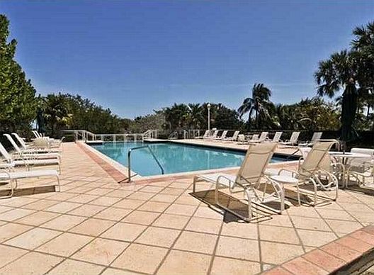 4th image of 445 Grand Bay Dr APT 401