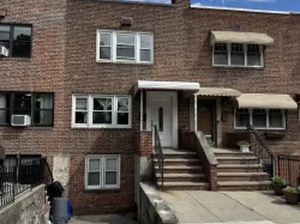 151-15 12th Avenue image 1 of 9