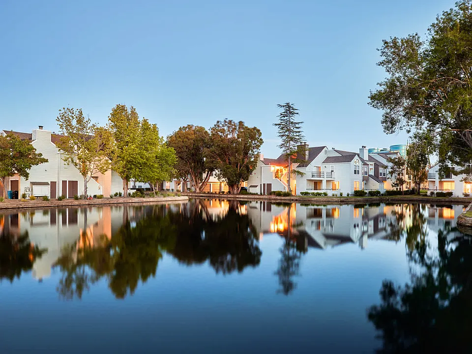 Schooner Bay Apartment Homes