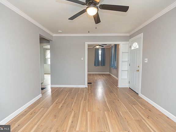 4th image of 526 Bayside Dr