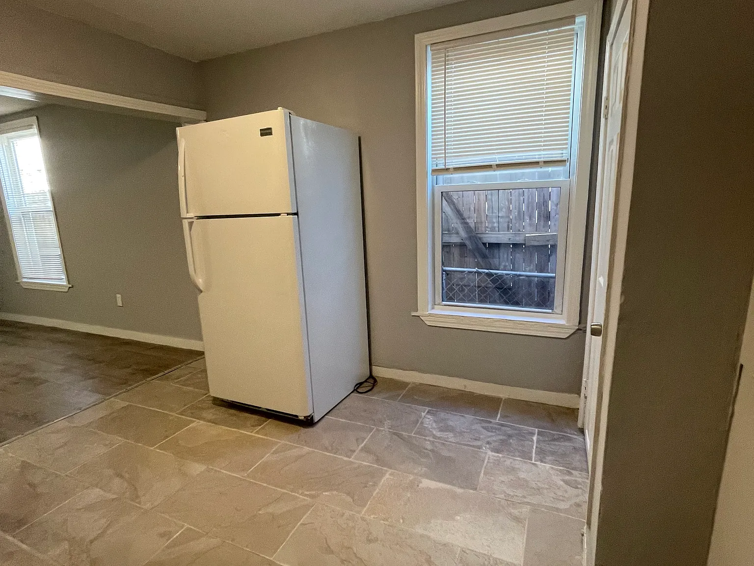Studio, $1,475 — Photo 3