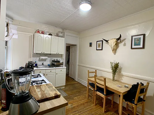 Rented by Building Equity Real Estate LLC | media 5