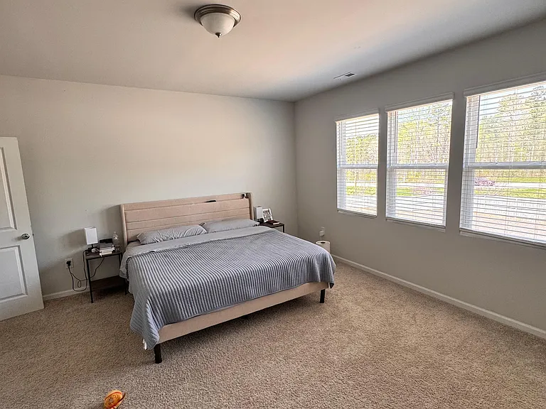 Verona Dr — Photo 12