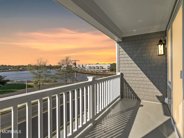 10 Bridgewaters Drive #2, Oceanport, NJ 07757