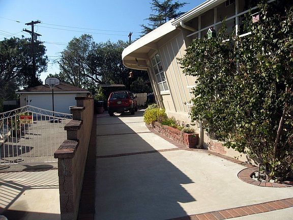 AutoGated driveway