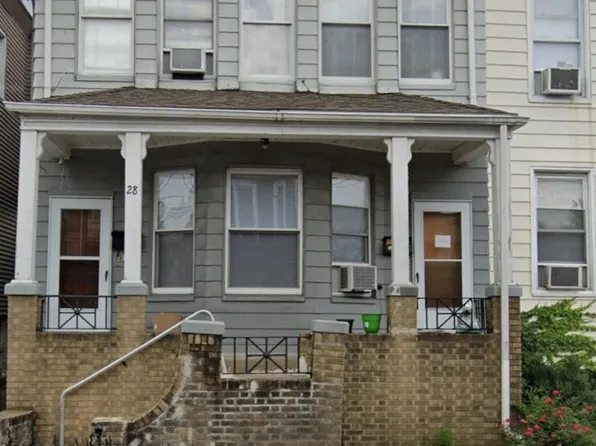28 Zabriskie Street image 1 of 14