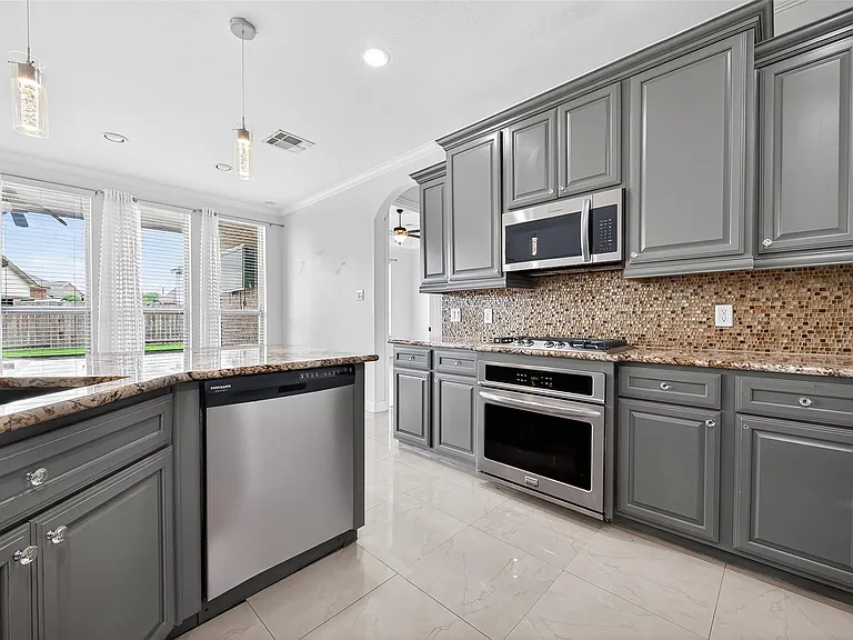 7035 Belle Meadow Ln — Photo 21