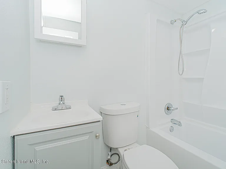 280 Targee St #1 — Photo 8