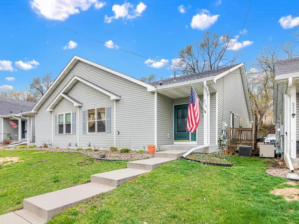 215 9th Ave N, South Saint Paul, MN 55075