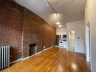 Rented by Best Apartments North Inc