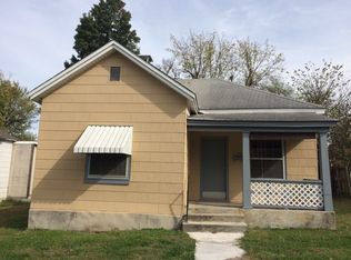 2146 W Benton Ave, Springfield, MO 65803