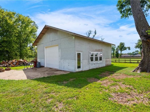 1805 Williams Ave, Natchitoches, LA 71457