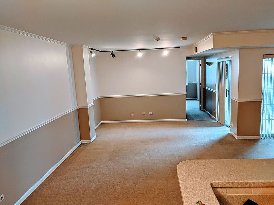 1st image of 744 N Gary Ave Unit 112
