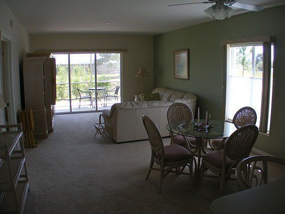 2 Bed/2 Bath - Screened Lanai