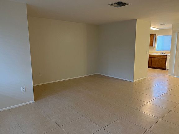 5th image of 202 SE 24th Ave #3