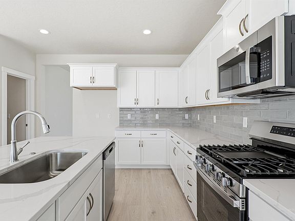 2nd image of 5591 W Aralia Dr