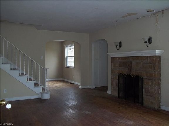 2nd image of 328 Kingston Ave