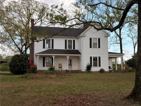 1014 Levis Smith Rd, Pendleton, SC 29670