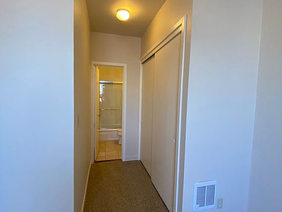 4th image of 757 Jackson St APT 301