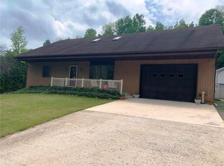 3016 Shady Nook Rd, Slatington, PA 18080