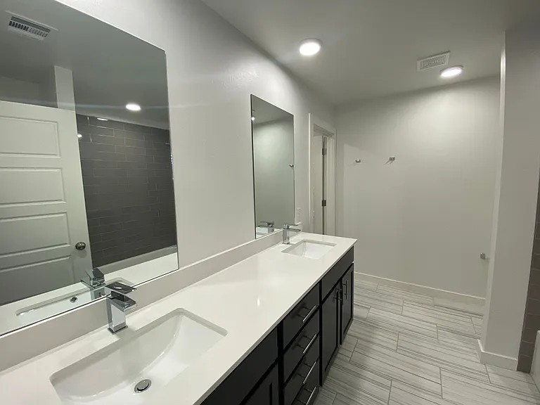 13512 Vinita Dr — Photo 13