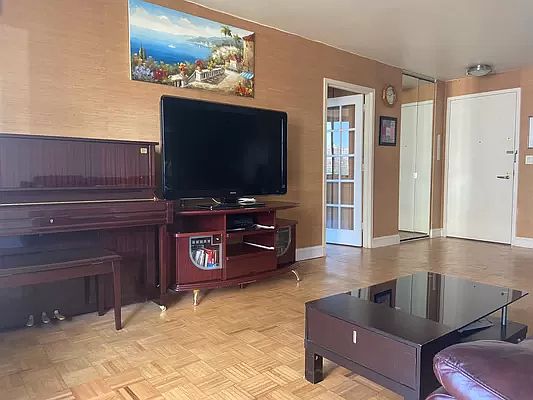 3rd image of 510 E 80th St APT 12C