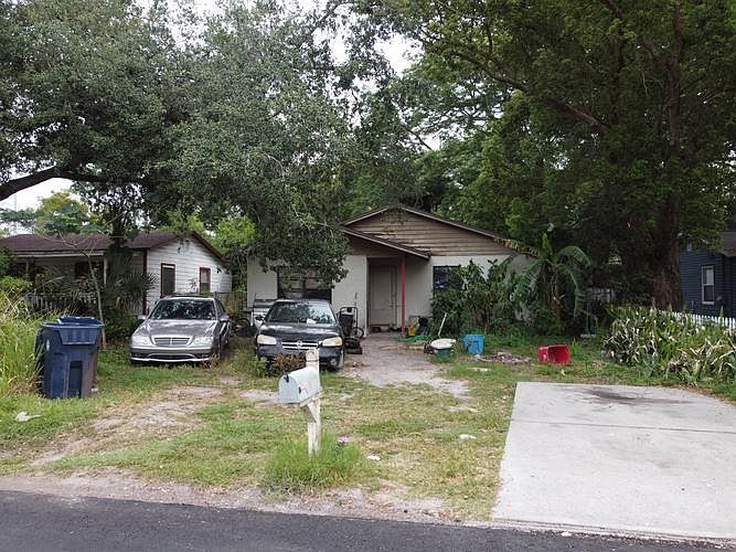 1st image of 1806 E Navajo Ave