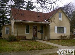 1763 Ruddiman St, Muskegon, MI 49441