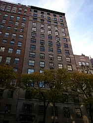 30 East 72nd Street in Lenox Hill
