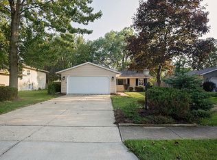 2705 W 39th St, Lorain, OH 44053