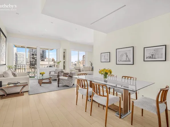 220 E 65th St #Phb, New York, NY 10065