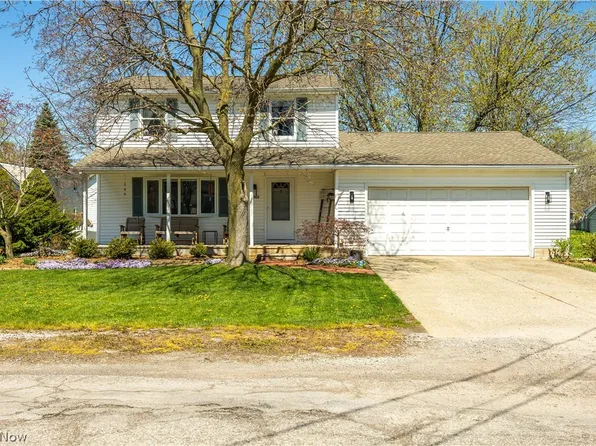 5568 Haley St, Vermilion, OH 44089