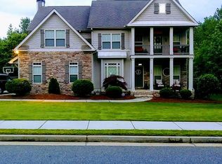210 Ivy Ln, Senoia, GA