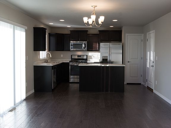 3rd image of 9848 Morning Vista Dr
