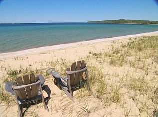 6872 W Harbor Hwy, Glen Arbor, MI 49636