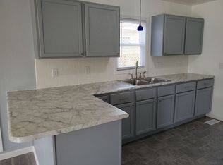 305 N Pierce Ave, Mason City, IA 50401