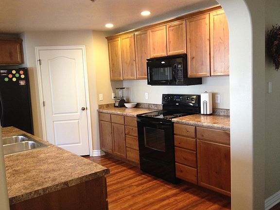 4th image of 1171 W Dallin Dr APT T202