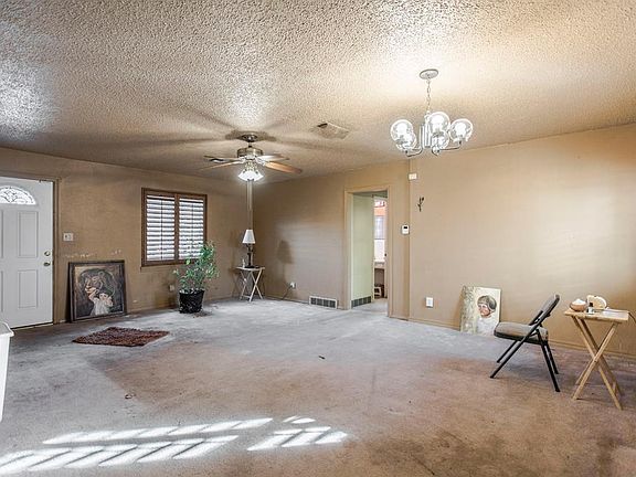 3rd image of 1847 N Allen Ln