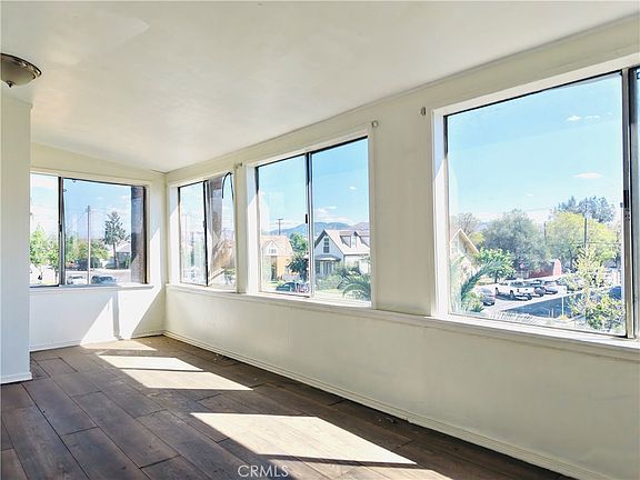 5th image of 129 W E St #G
