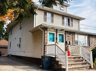 41 Grove Ave, Maywood, NJ 07607