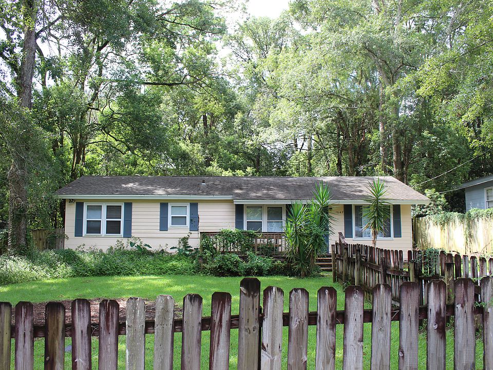 1st image of 1647 Sharkey St