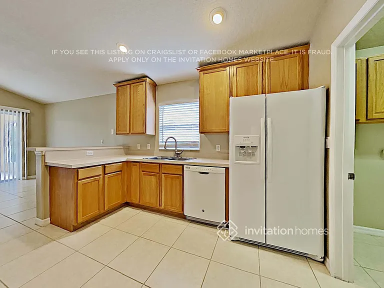 8071 Kingswood Way — Photo 9