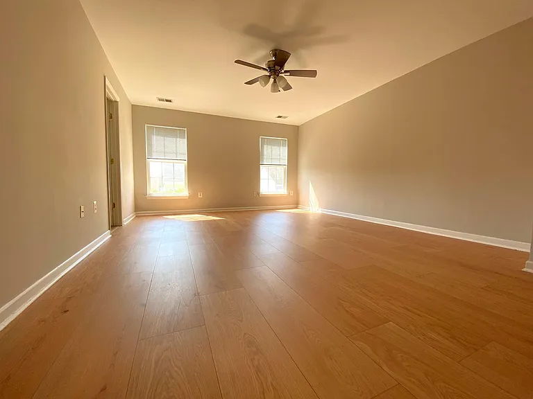 1124 Hampton St — Photo 13