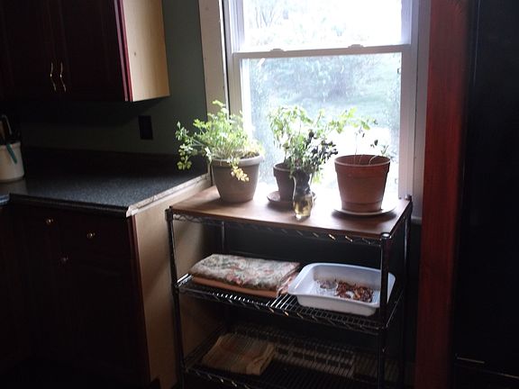 5th image of 719 E 24th St