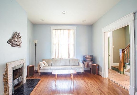 5th image of 1406 Ludlow Pl