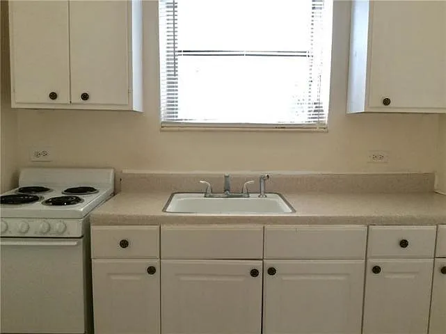 756 N 17th Ave #14 — Photo 5