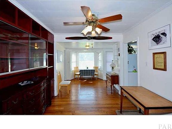 5th image of 1107 E Hernandez St