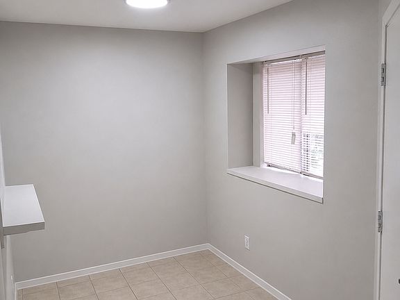 5th image of 3910 Bourbon St APT A