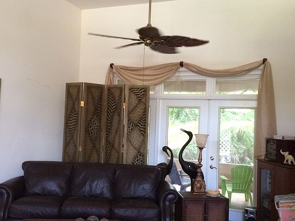 3rd image of 1808 Arbor Dr